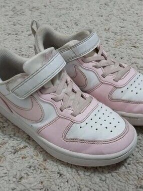 Nike Girls Court Borough Low Recraft DV5457-105 Pink Shoes Sneakers Sz 13.5 C